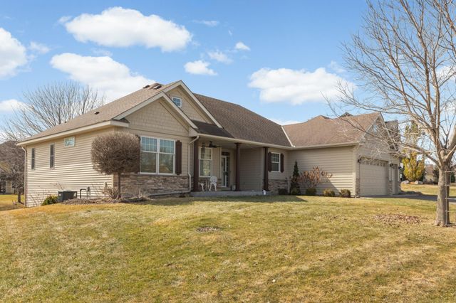 1763 Sandbar Circle, Waconia, MN 55387