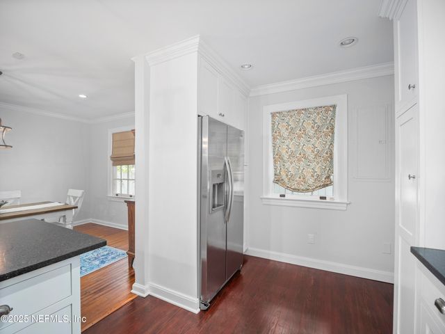 1558 INGLESIDE Avenue, Jacksonville, FL 32205