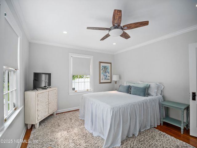 1558 INGLESIDE Avenue, Jacksonville, FL 32205