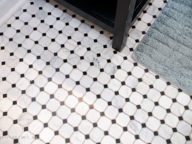 1558 INGLESIDE Avenue, Jacksonville, FL 32205