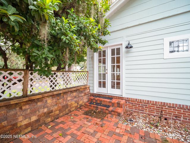 1558 INGLESIDE Avenue, Jacksonville, FL 32205