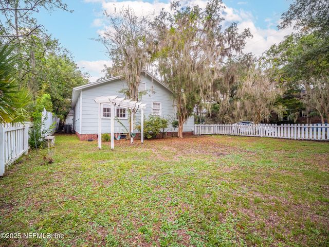 1558 INGLESIDE Avenue, Jacksonville, FL 32205