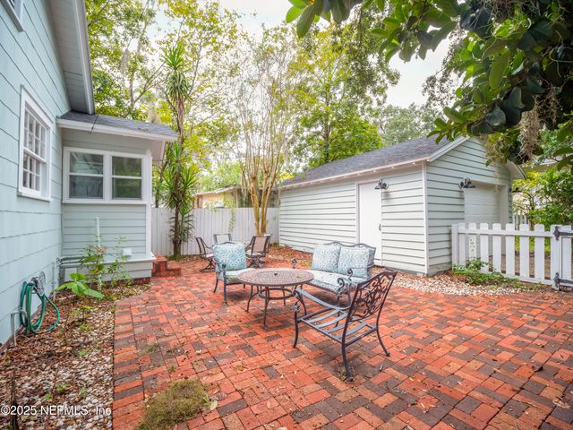 1558 INGLESIDE Avenue, Jacksonville, FL 32205