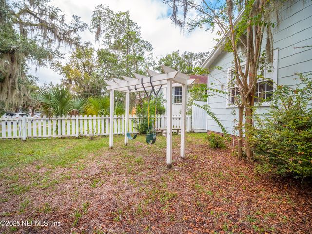 1558 INGLESIDE Avenue, Jacksonville, FL 32205