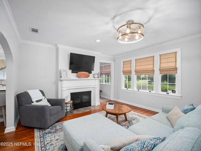 1558 INGLESIDE Avenue, Jacksonville, FL 32205