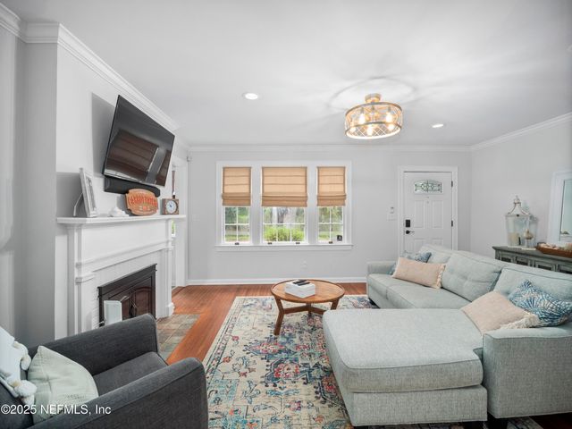 1558 INGLESIDE Avenue, Jacksonville, FL 32205