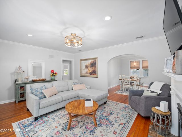 1558 INGLESIDE Avenue, Jacksonville, FL 32205