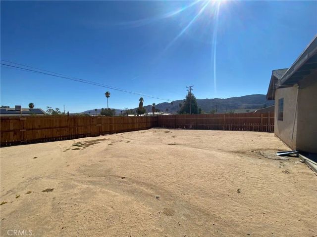 6039 Encelia, 29 Palms, CA 92277