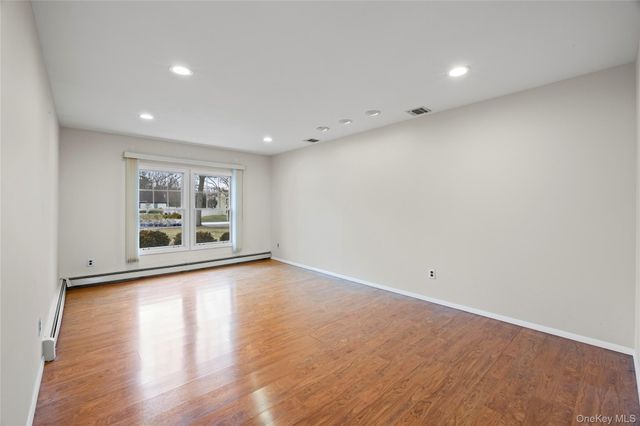 6 Hillview Court, Commack, NY 11725