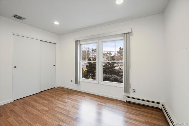 6 Hillview Court, Commack, NY 11725