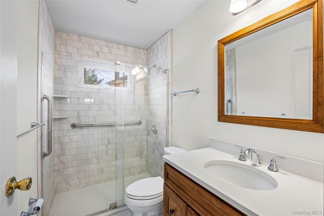 6 Hillview Court, Commack, NY 11725