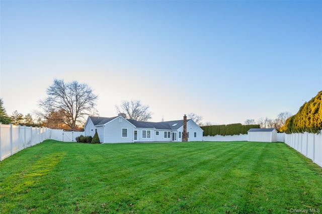 6 Hillview Court, Commack, NY 11725