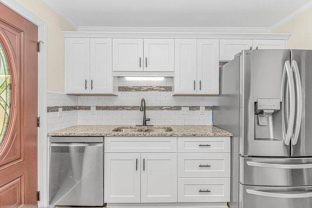 313 N Poplar Dr., Myrtle Beach, SC 29575