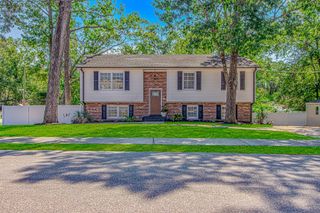 313 N Poplar Dr., Surfside Beach, SC 29575