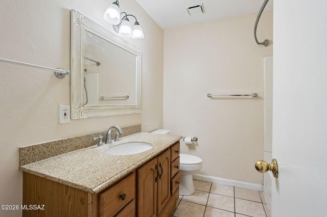 441 W Yucca Ct Unit 201, Tucson, AZ 85704