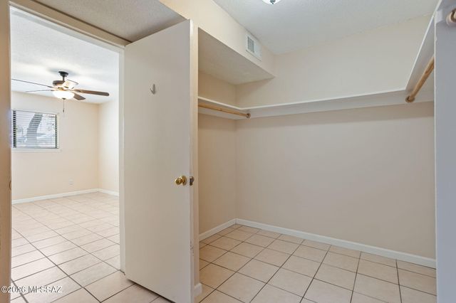 441 W Yucca Ct Unit 201, Tucson, AZ 85704