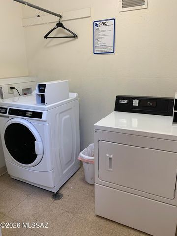 441 W Yucca Ct Unit 201, Tucson, AZ 85704