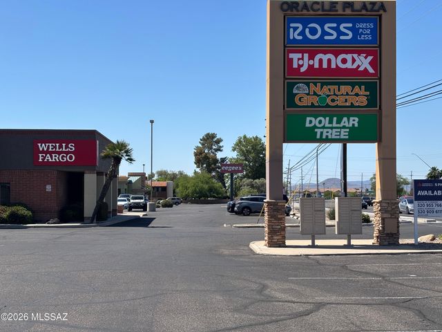 441 W Yucca Ct Unit 201, Tucson, AZ 85704