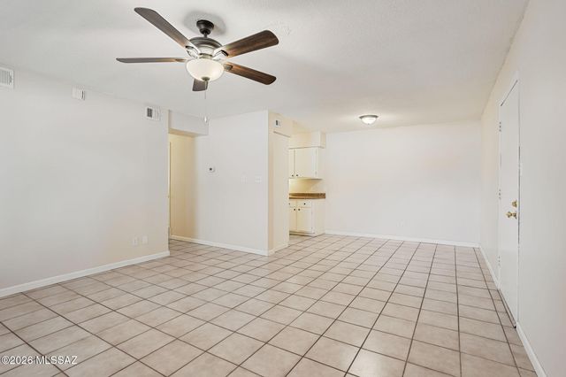 441 W Yucca Ct Unit 201, Tucson, AZ 85704