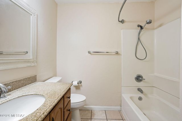 441 W Yucca Ct Unit 201, Tucson, AZ 85704