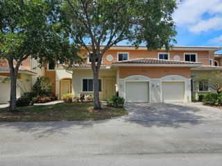 2582 Langrove Lane SW, Vero Beach, FL 32962
