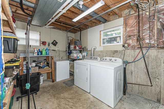 615 Country Lake Drive, St Peters, MO 63376