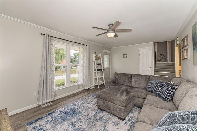 615 Country Lake Drive, St Peters, MO 63376