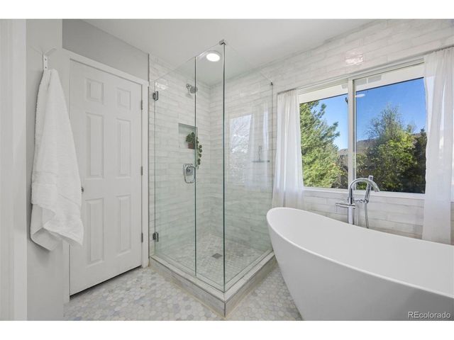 10062 Granite Hill Dr, Parker, CO 80134