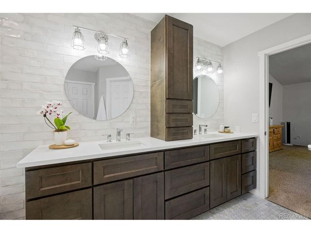 10062 Granite Hill Dr, Parker, CO 80134