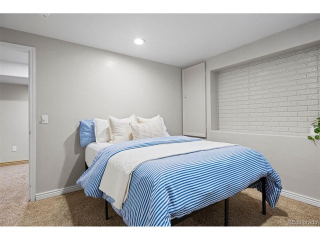 10062 Granite Hill Dr, Parker, CO 80134