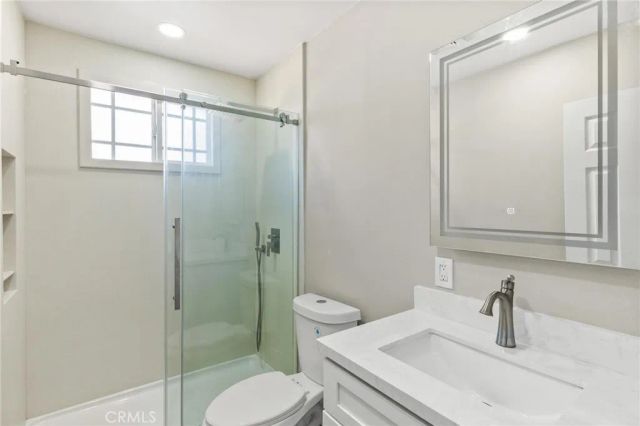 9831 Oleander Avenue, Fontana, CA 92335