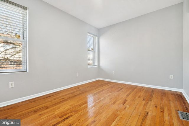 2743 GUILFORD AVE, Baltimore, MD 21218