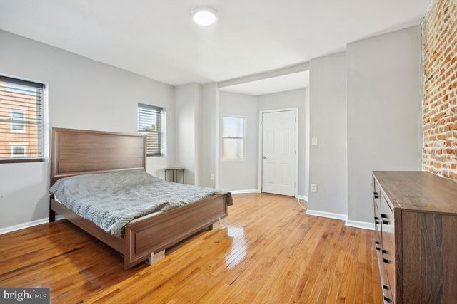 2743 GUILFORD AVE, Baltimore, MD 21218