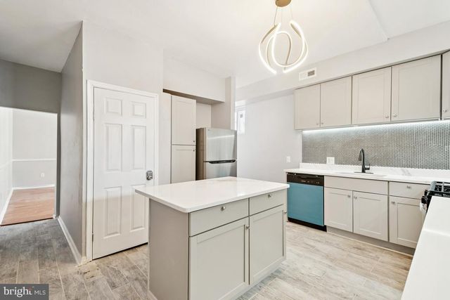 2743 GUILFORD AVE, Baltimore, MD 21218