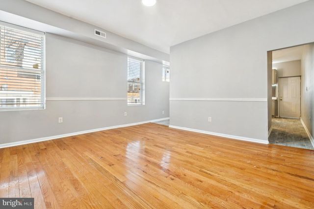 2743 GUILFORD AVE, Baltimore, MD 21218