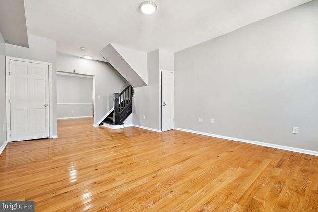 2743 GUILFORD AVE, Baltimore, MD 21218