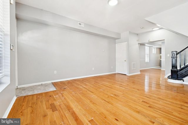 2743 GUILFORD AVE, Baltimore, MD 21218