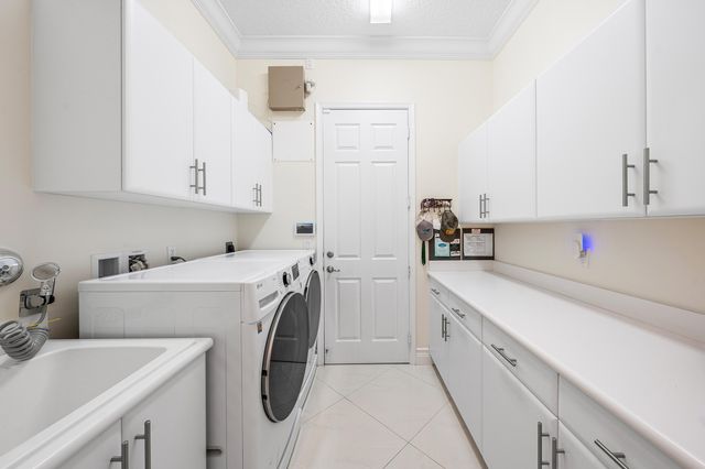 8196 Mount Thor Lane, Boynton Beach, FL 33473