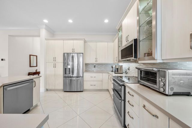 8196 Mount Thor Lane, Boynton Beach, FL 33473