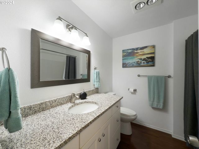 1735 ARCH Ln, Brookings, OR 97415