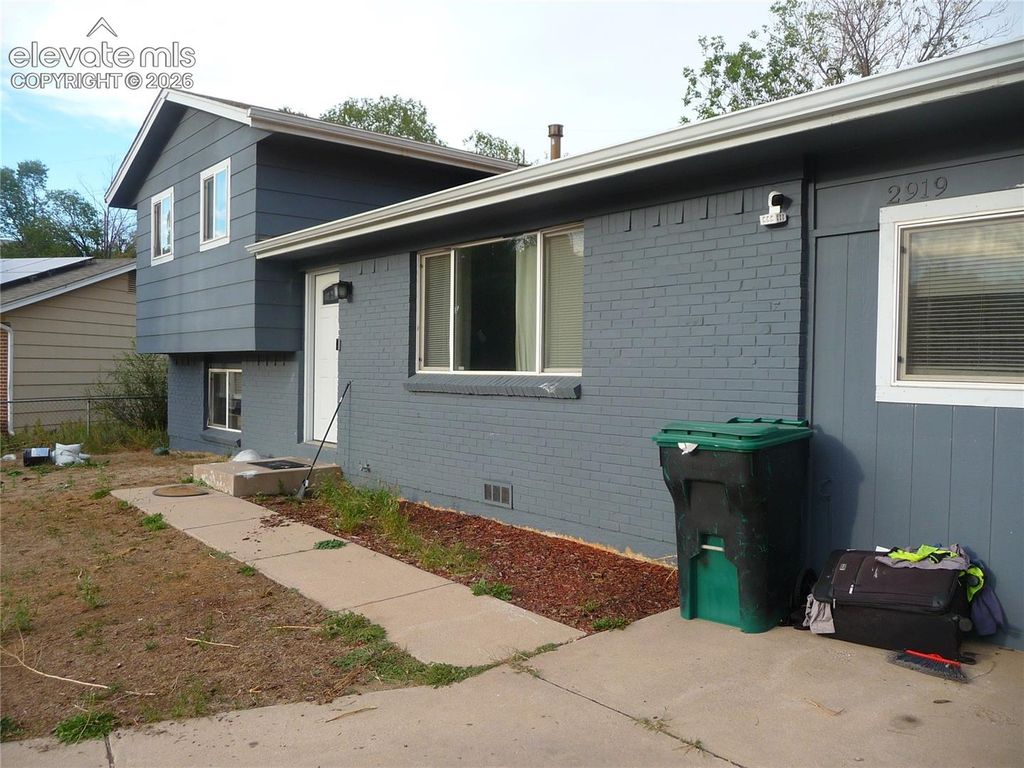 2919 Fremont Drive, Colorado Springs, CO 80910 — photo 2
