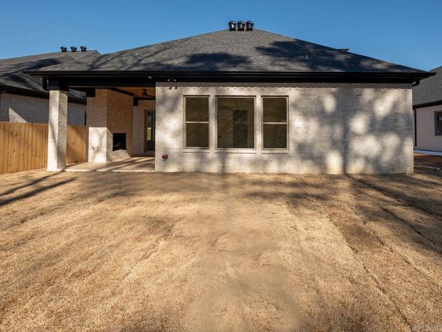 145 Kinley Loop Drive, Little Rock, AR 72223