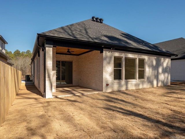 145 Kinley Loop Drive, Little Rock, AR 72223