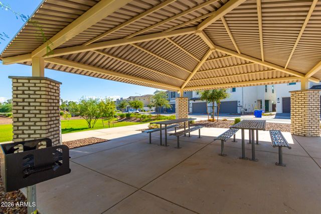 5027 E GALLOP Way, Scottsdale, AZ 85254