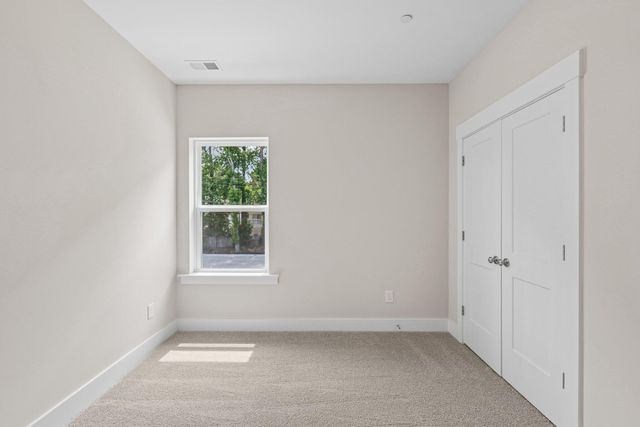 240 Newtown Creek Drive, Charleston, SC 29412