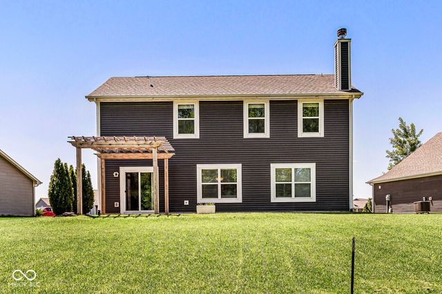 793 N Crystal Drive, Fortville, IN 46040