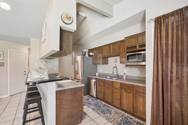 1305 W Waco Street, Broken Arrow, OK 74011