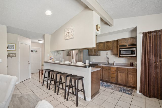 1305 W Waco Street, Broken Arrow, OK 74011