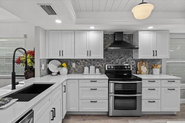 2420 WILDERNESS BOULEVARD W, Parrish, FL 34219