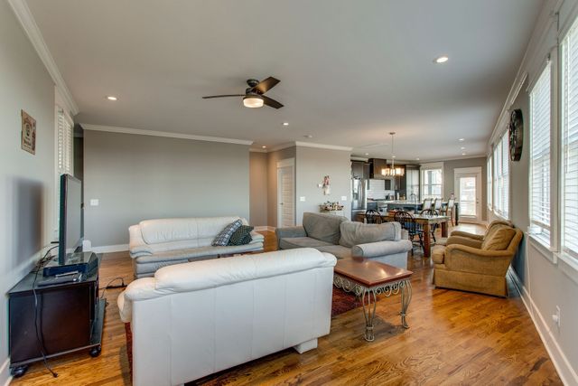 446 37th Ave, N, Nashville, TN 37209